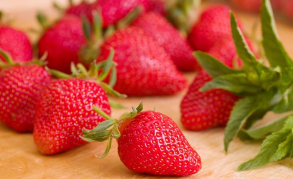 哪种草莓最甜最好吃还容易种植