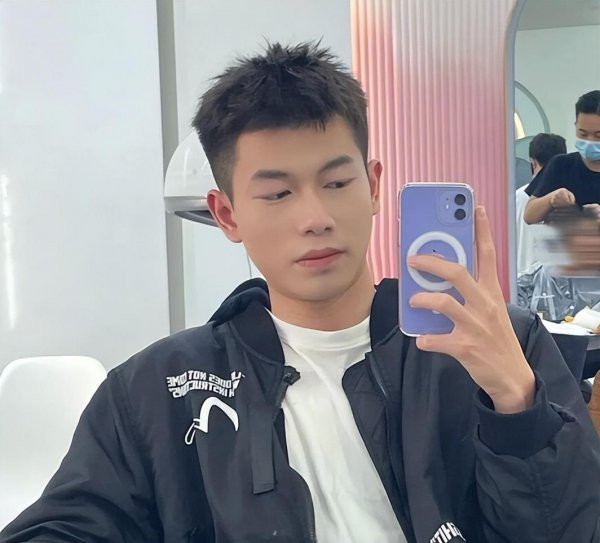 2023最火男士短发超