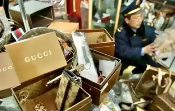 代购基本都是假货吗