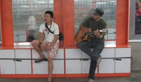 民谣歌手赵雷的现状如何