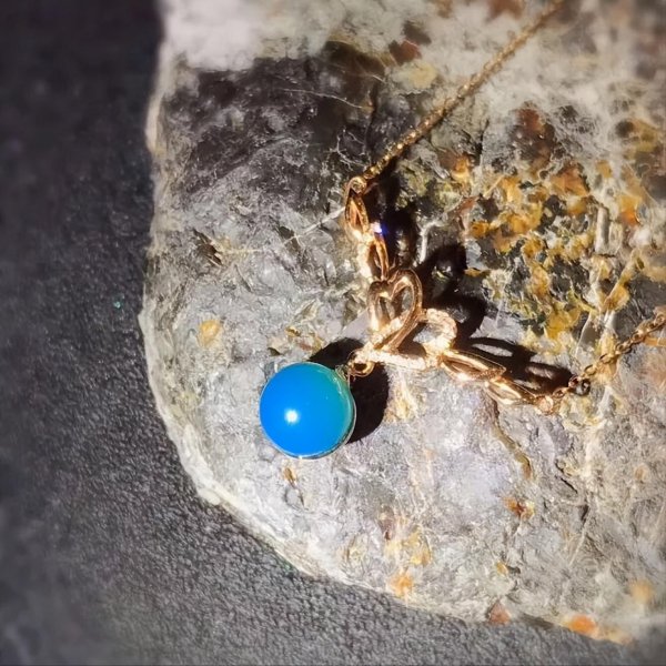 红蓝珀怎么看真假图片