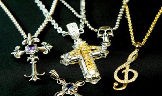 五行属于火戴什么装饰好 五行属火的人适合佩戴什么