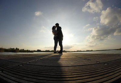 占有欲太强是爱还是自私 占有欲很强的心理原因及表现