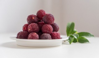 杨梅能和酸奶一起吃吗 可以一起吃杨梅和酸奶吗