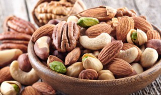 常吃坚果的好处和坏处 常吃坚果有哪些好处和坏处