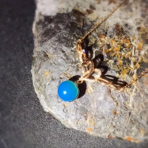 红蓝珀怎么看真假图片 从这几方面辨别蓝珀真假