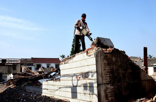 到2030年农村房子全部拆除吗
