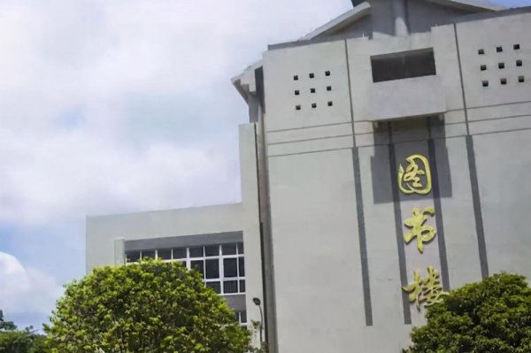 柳州初中排名前十名