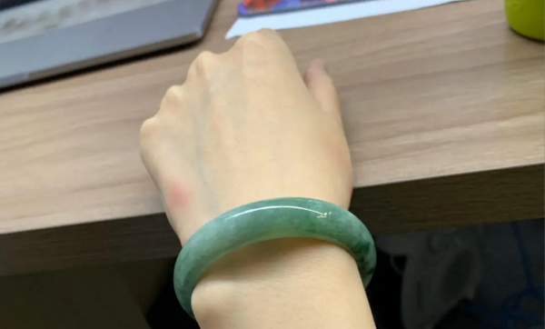 玉里有棉絮状是好玉吗