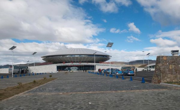 稻城亚丁海拔多少米高