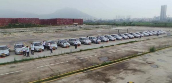 坡道起步如何不熄火不溜车