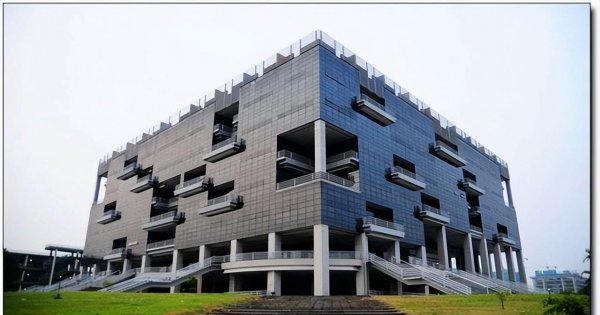 广工是211学校吗