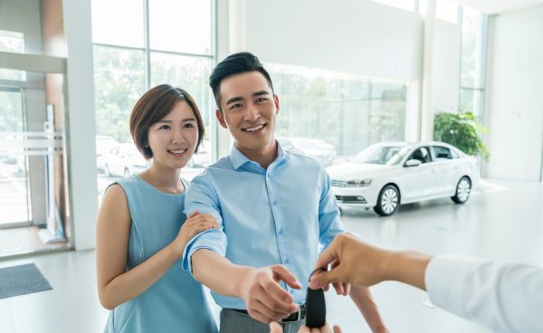 对车一窍不通怎么买车