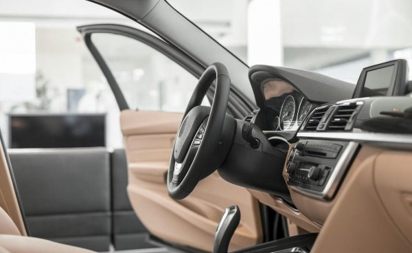 对车一窍不通怎么买车