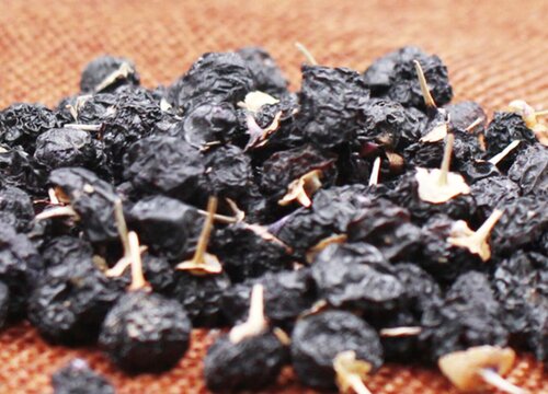 黑枸杞的功效与作用及食用方法