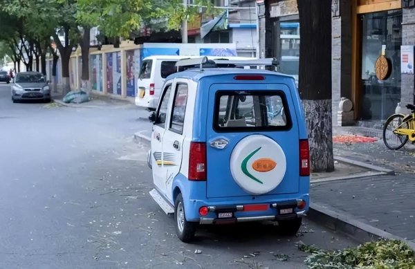 哪些电动车不用驾照可上路