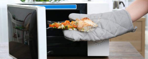 什么材质不能放微波炉加热