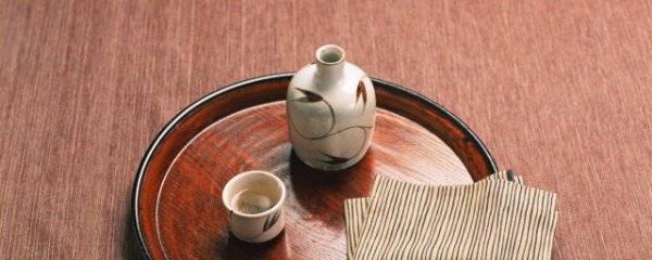 鉴定白酒最简单的方法是什么