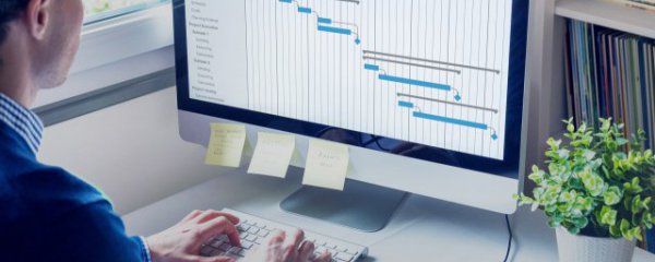 办公室桌上放什么摆件