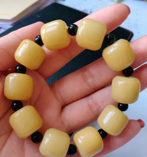 白玉菩提根盘多久变红