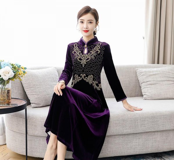 儿子结婚妈妈穿什么服装最合适