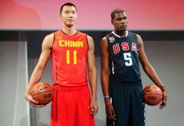 周琦身高臂展为什么会这么长