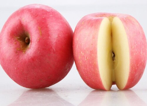 斯尼克苹果和红富士哪个好吃