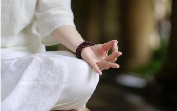 瑜伽睡觉全身放松催眠引导