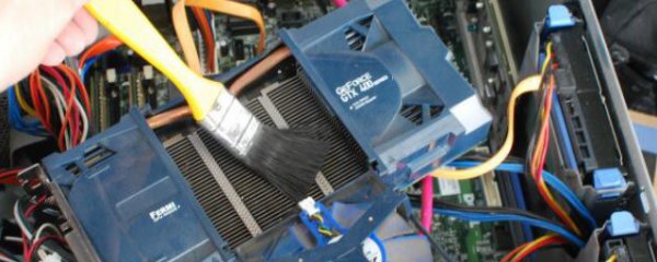 独立显卡怎么清理灰尘