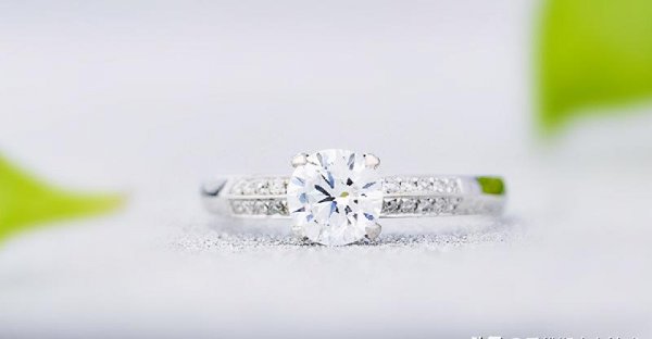 购买钻戒的基本知识