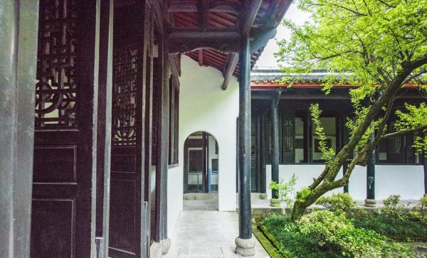 四大书院之首的白鹿洞书院是在哪里