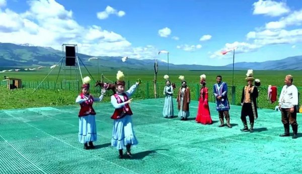 那拉提草原几月份去最合适