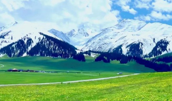 那拉提草原几月份去最合适