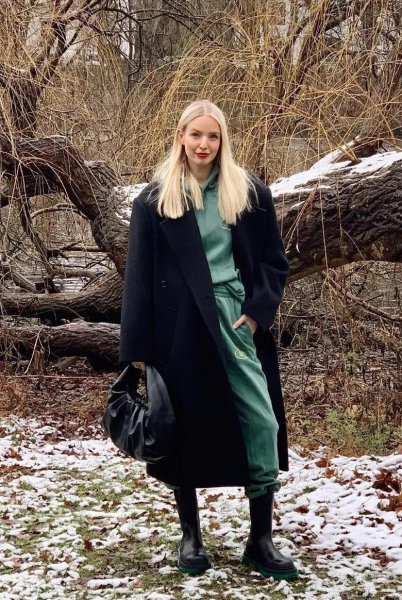 运动裤搭配什么鞋子比较好