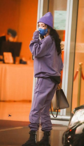 运动裤搭配什么鞋子比较好