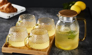 杯子如何清洁霉斑 杯子怎样清洁霉斑