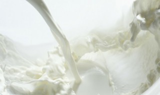 头孢可以和牛奶一起吃吗 头孢能和牛奶一起吃吗