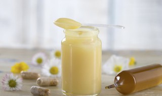 蜂王浆有什么功效 蜂王浆有哪些功效