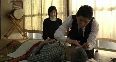 注意千万别摸去世亲人的身体 为什么不能摸刚死去的亲人