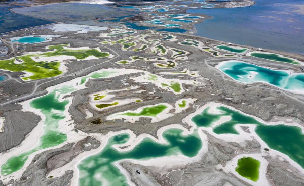 翡翠湖在哪里有什么特点