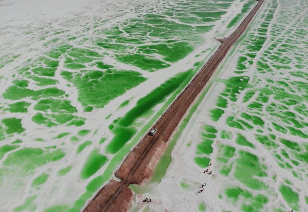 翡翠湖在哪里有什么特点