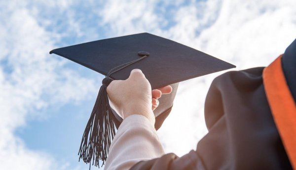 博士学位申请条件