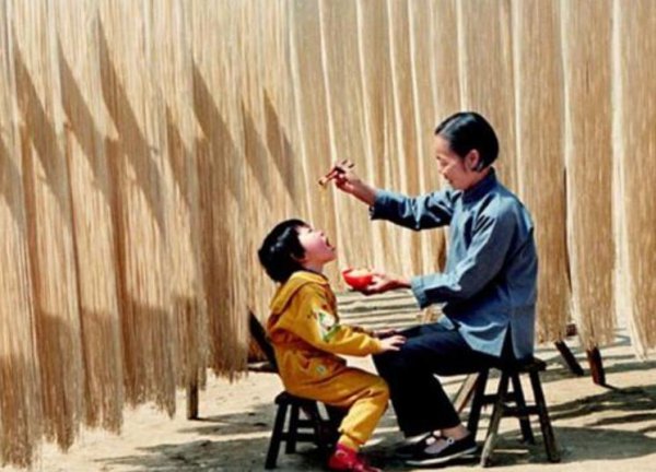 婆婆抢占宝宝的心理