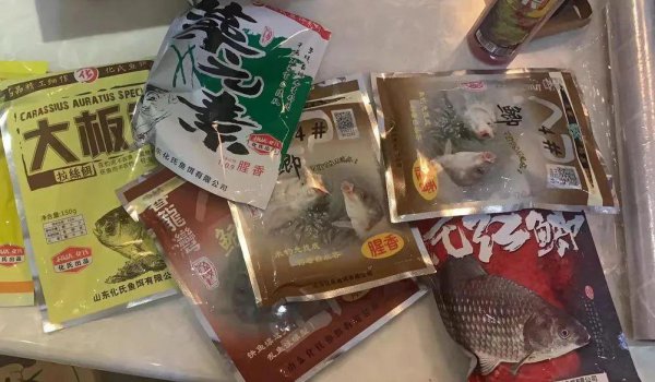 钓鱼用什么鱼饵最好