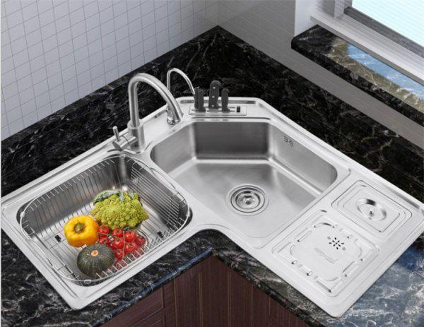 厨房用单水槽好还是双水槽好