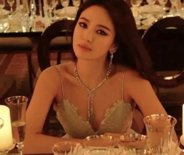 宋仲基和宋慧乔为什么离婚