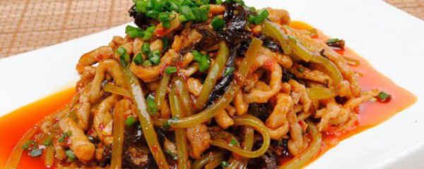 东北鱼香肉丝的家常做法