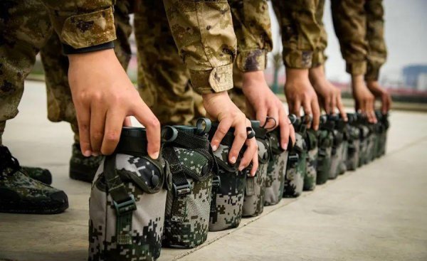 义务兵四有优秀士兵好拿吗