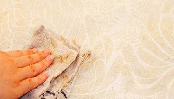 壁纸上的水彩笔印怎么去掉