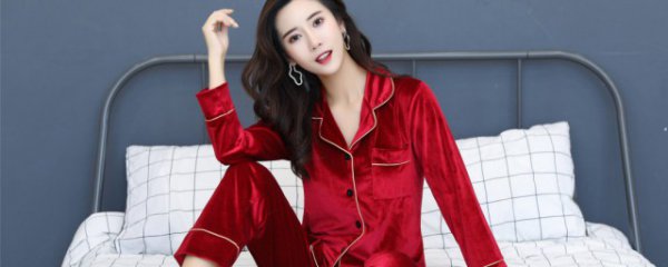 睡衣金丝绒的厚吗